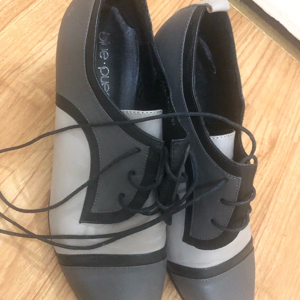 Vintage Lace Oxford Shoes ❤️ - Picture 4 of 5